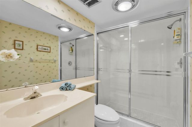 5635 GULF OF MEXICO DRIVE 202, Longboat Key, FL 34228