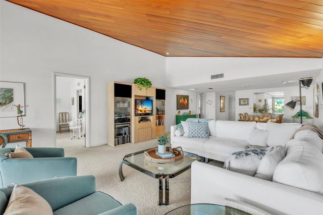 5635 GULF OF MEXICO DRIVE 202, Longboat Key, FL 34228