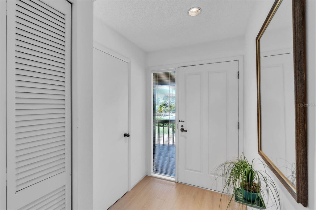 Image 35 of property listing at 5635 GULF OF MEXICO DRIVE 202, Longboat Key, FL 34228