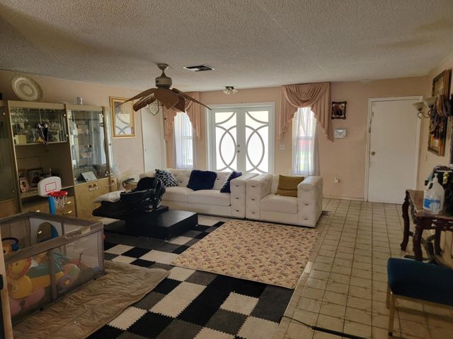 10641 NW 28TH Place, Sunrise, FL 33322