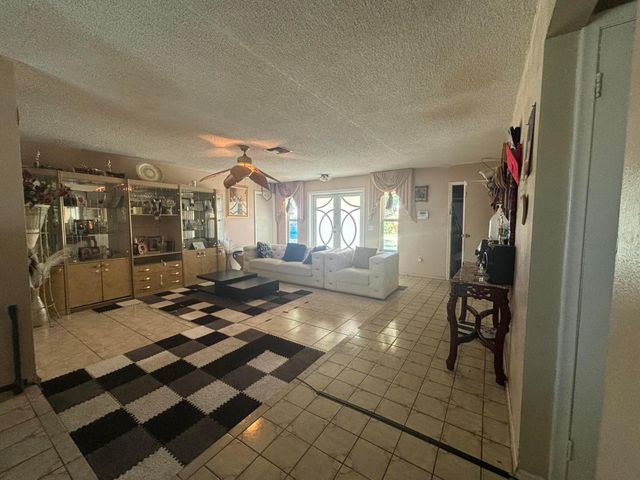 10641 NW 28TH Place, Sunrise, FL 33322