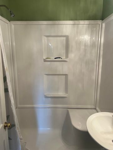 1626 Connecticut Avenue, Marysville, MI 48040