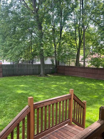 1626 Connecticut Avenue, Marysville, MI 48040