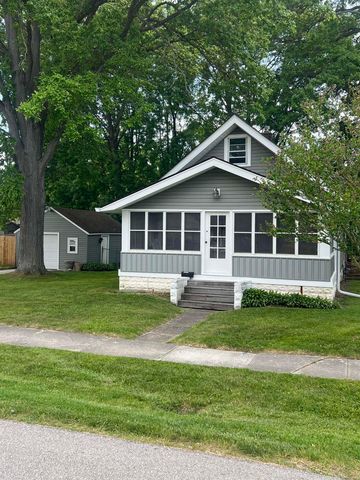 1626 Connecticut Avenue, Marysville, MI 48040