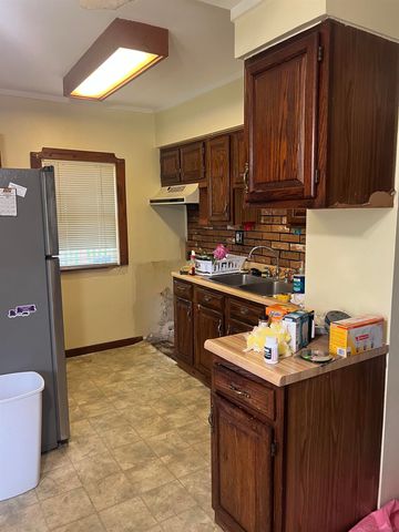 1626 Connecticut Avenue, Marysville, MI 48040