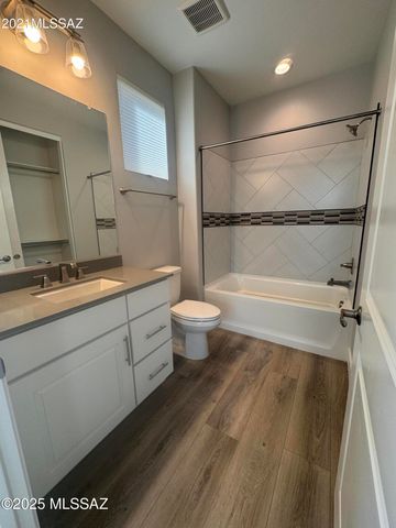 61486 E Travertine Street, Oracle, AZ 85623