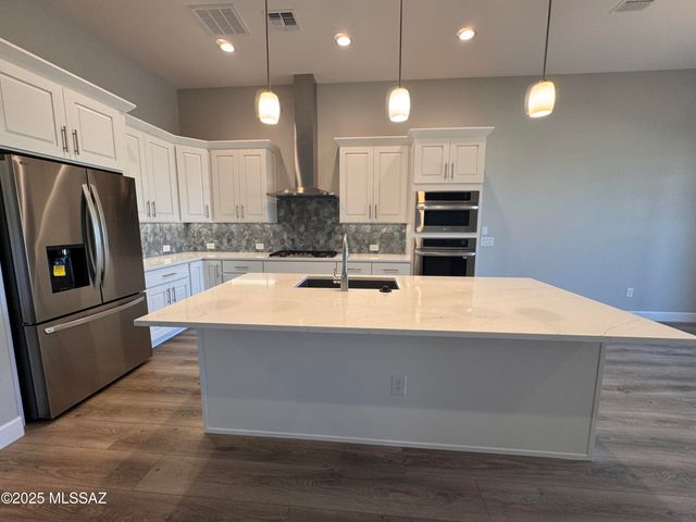 61486 E Travertine Street, Oracle, AZ 85623