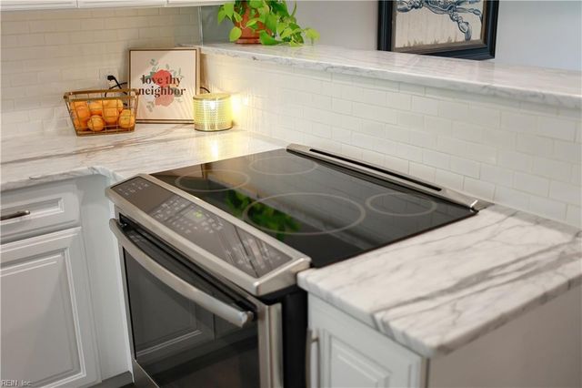 497 Bridge ST, Hampton, VA 23669