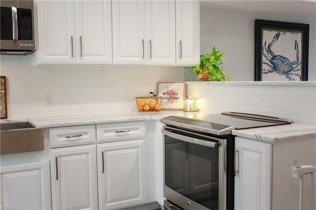 497 Bridge ST, Hampton, VA 23669