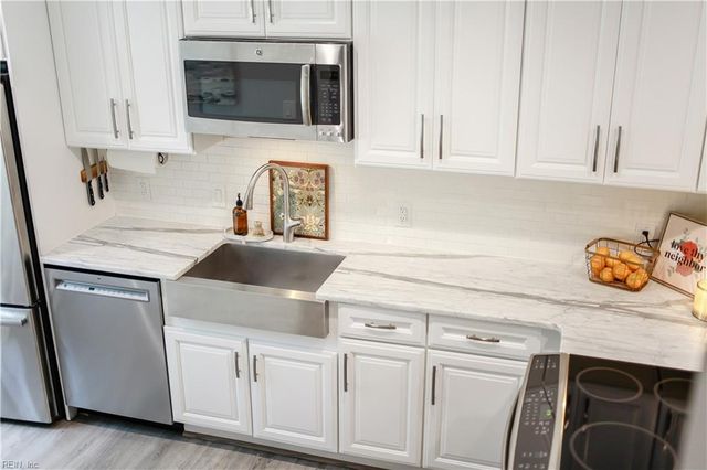 497 Bridge ST, Hampton, VA 23669