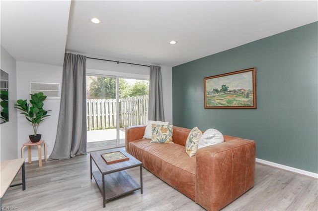 497 Bridge ST, Hampton, VA 23669