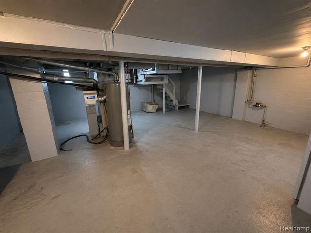 6023 Casmere Street, Hamtramck, MI 48212