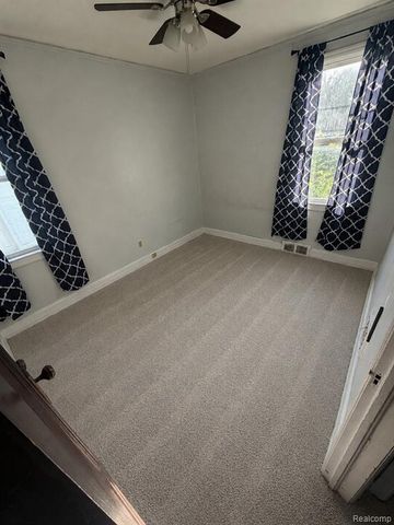6023 Casmere Street, Hamtramck, MI 48212