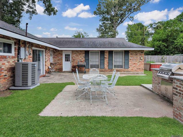11612 Glenhaven Dr, Baton Rouge, LA 70815