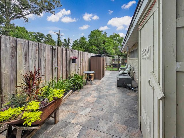 11612 Glenhaven Dr, Baton Rouge, LA 70815