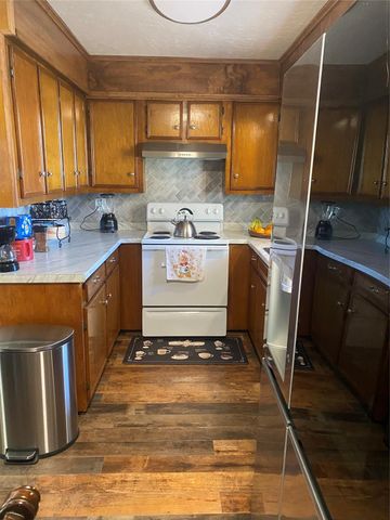 902 S Holly Avenue, Cleveland, TX 77327