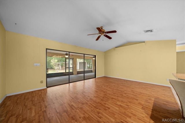 10190 N Athenia Drive, Citrus Springs, FL 34434