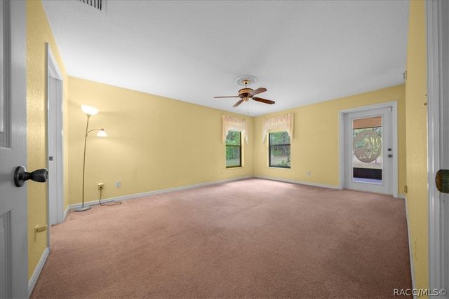 10190 N Athenia Drive, Citrus Springs, FL 34434