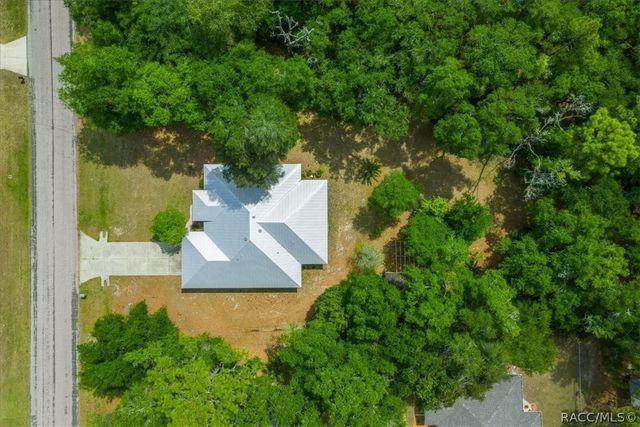 10190 N Athenia Drive, Citrus Springs, FL 34434