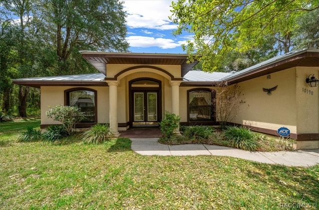 10190 N Athenia Drive, Citrus Springs, FL 34434