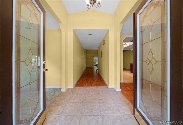 10190 N Athenia Drive, Citrus Springs, FL 34434