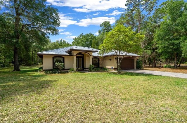 10190 N Athenia Drive, Citrus Springs, FL 34434