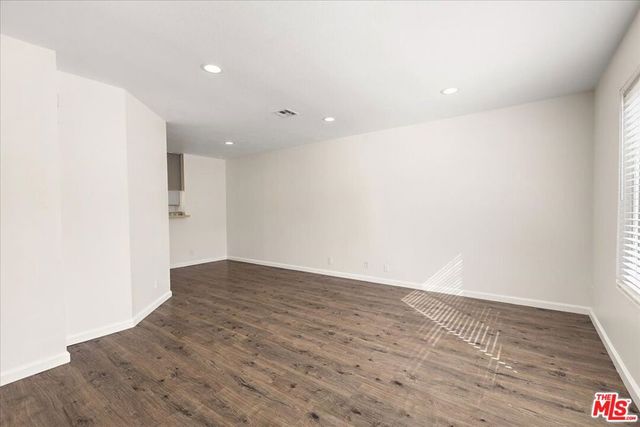 708 N Eucalyptus Avenue 104, Inglewood, CA 90302