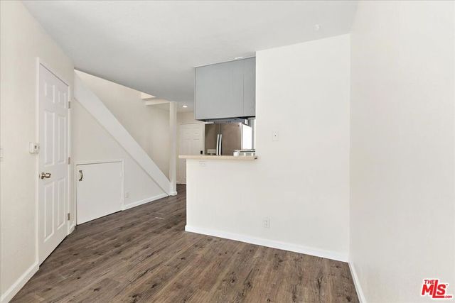 708 N Eucalyptus Avenue 104, Inglewood, CA 90302