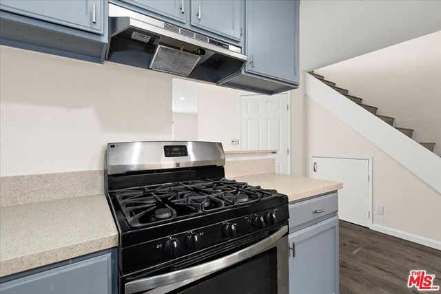 708 N Eucalyptus Avenue 104, Inglewood, CA 90302