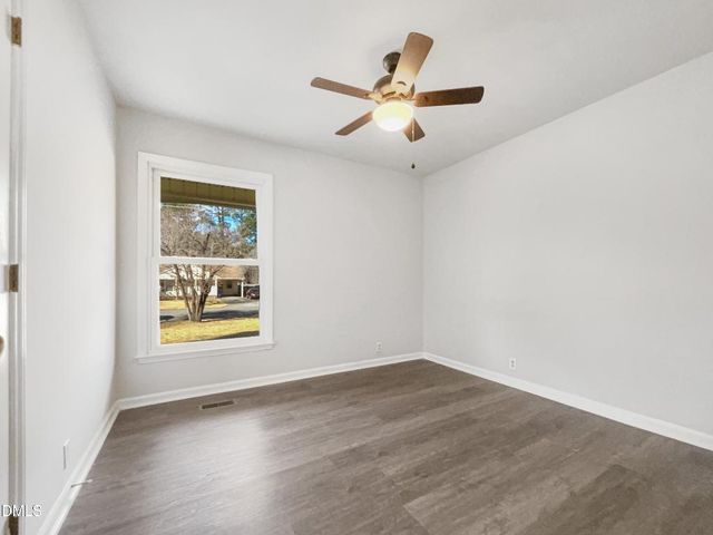 5030 Chesapeake Road, Fayetteville, NC 28311