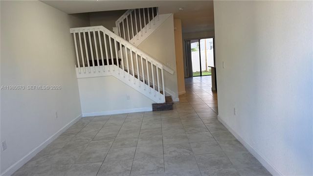 10348 W 33rd Ln 10348, Hialeah, FL 33018