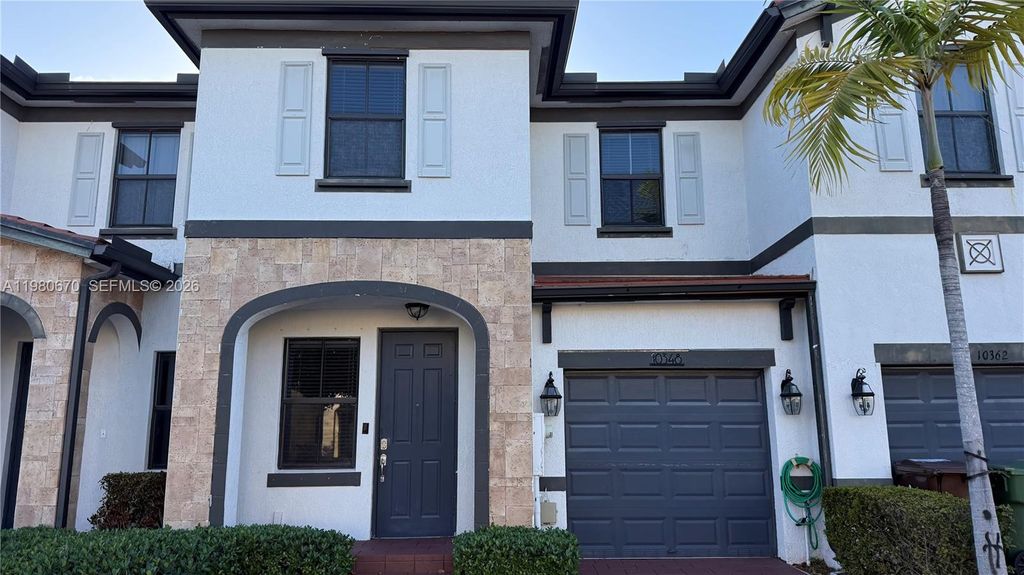 10348 W 33rd Ln 10348, Hialeah, FL 33018