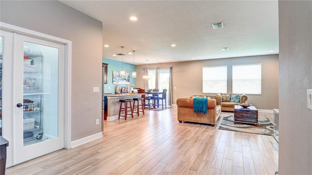 7651 WINDCHASE WAY, Wesley Chapel, FL 33545
