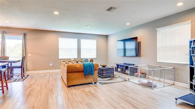 7651 WINDCHASE WAY, Wesley Chapel, FL 33545