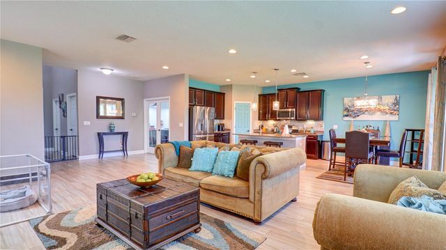 7651 WINDCHASE WAY, Wesley Chapel, FL 33545