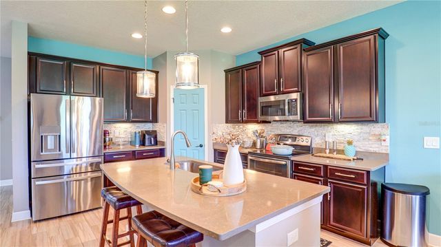 7651 WINDCHASE WAY, Wesley Chapel, FL 33545