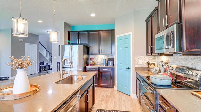 7651 WINDCHASE WAY, Wesley Chapel, FL 33545