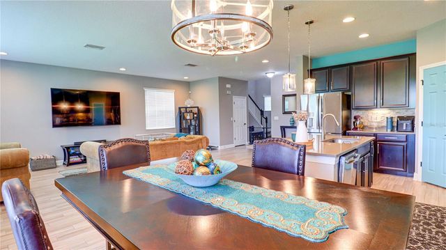 7651 WINDCHASE WAY, Wesley Chapel, FL 33545