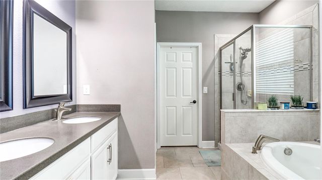 7651 WINDCHASE WAY, Wesley Chapel, FL 33545