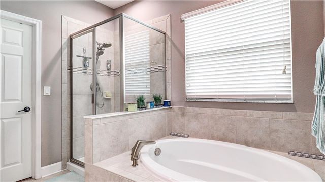 7651 WINDCHASE WAY, Wesley Chapel, FL 33545