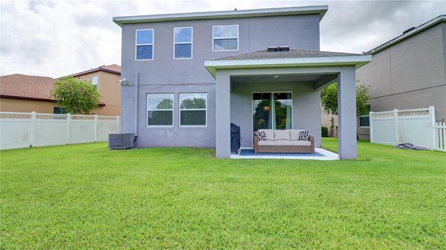 7651 WINDCHASE WAY, Wesley Chapel, FL 33545