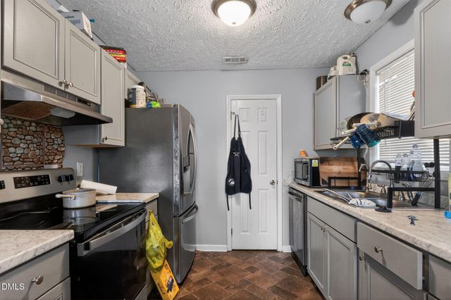 3509 Clovis Court, Hope Mills, NC 28348