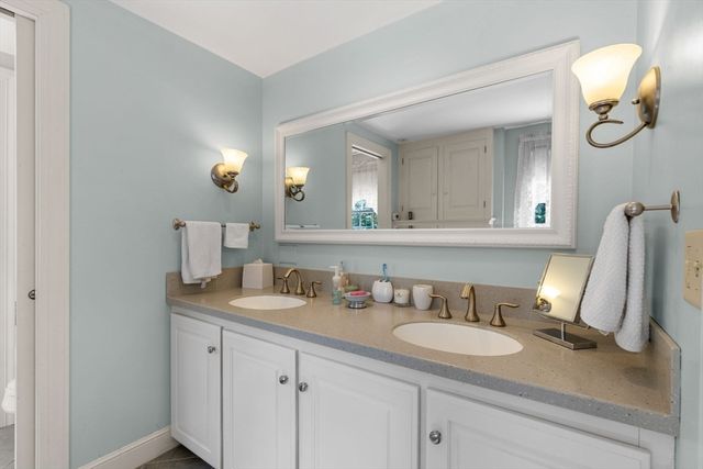 101 Two Ponds Road, Falmouth, MA 02540