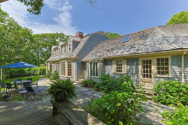 101 Two Ponds Road, Falmouth, MA 02540