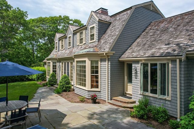 101 Two Ponds Road, Falmouth, MA 02540