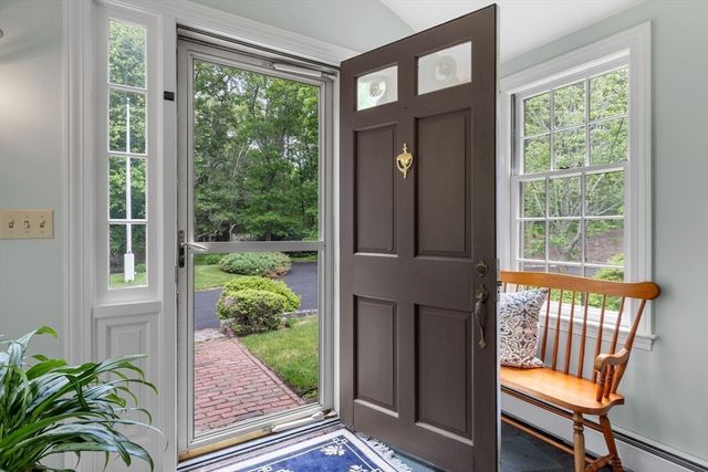 101 Two Ponds Road, Falmouth, MA 02540