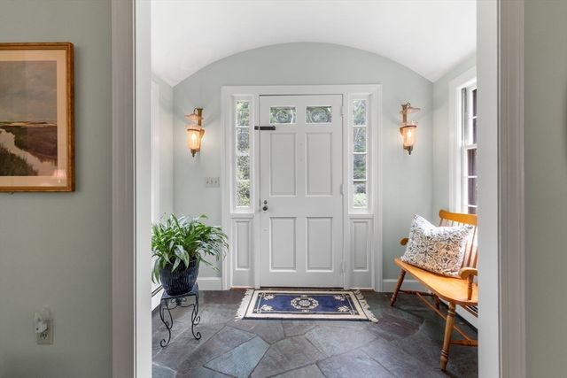 101 Two Ponds Road, Falmouth, MA 02540