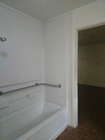 414 S Center St., Longview, TX 75601