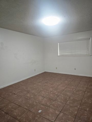 414 S Center St., Longview, TX 75601