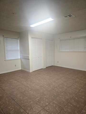 414 S Center St., Longview, TX 75601